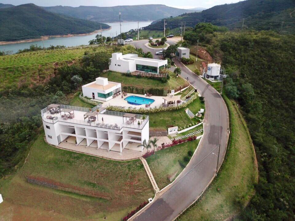 Casa No Mirante De Escarpas Villa Capitolio Ngoại thất bức ảnh